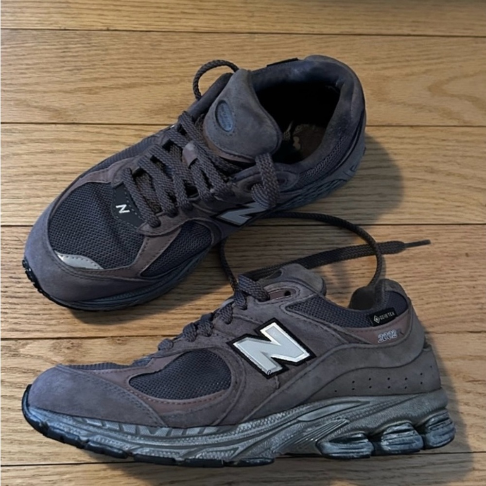 New Balance Women's Shoes in Brown and Gray